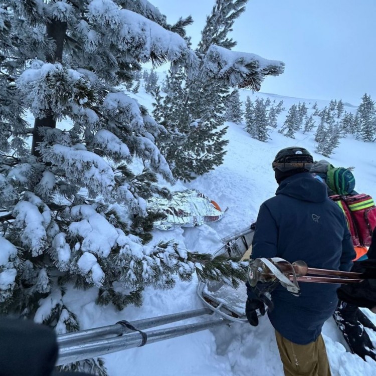 美国滑雪先驱凯瑟琳里格比在科索沃雪崩中丧生